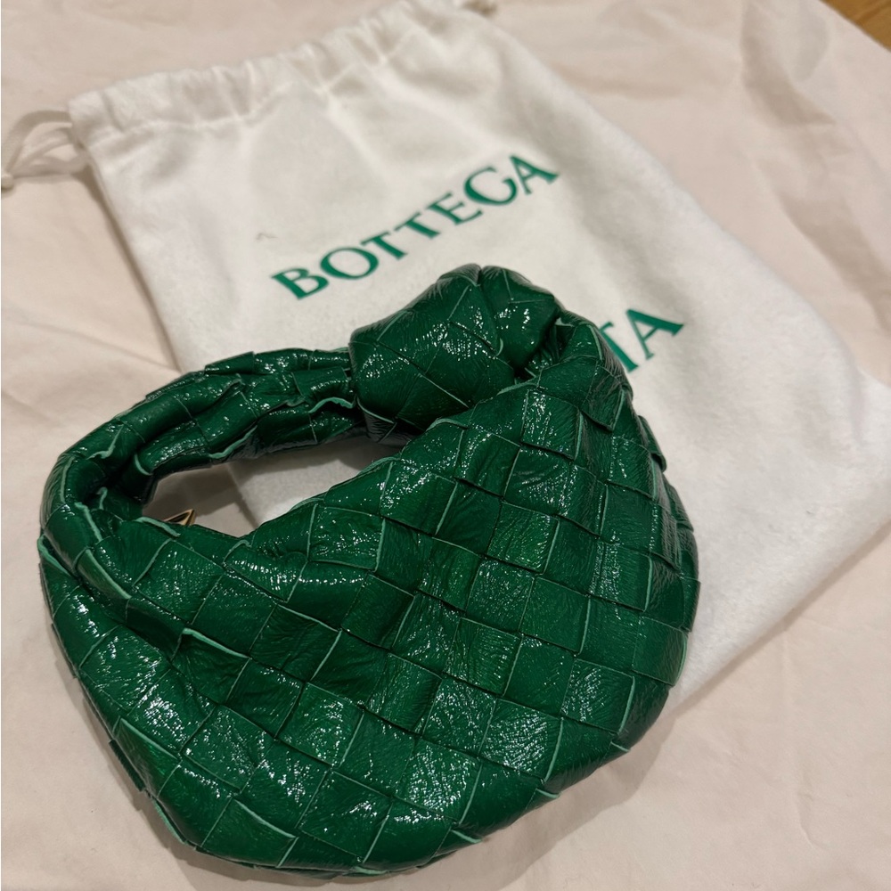 Pristine Condition: Bottega Veneta Micro Jodie Bag